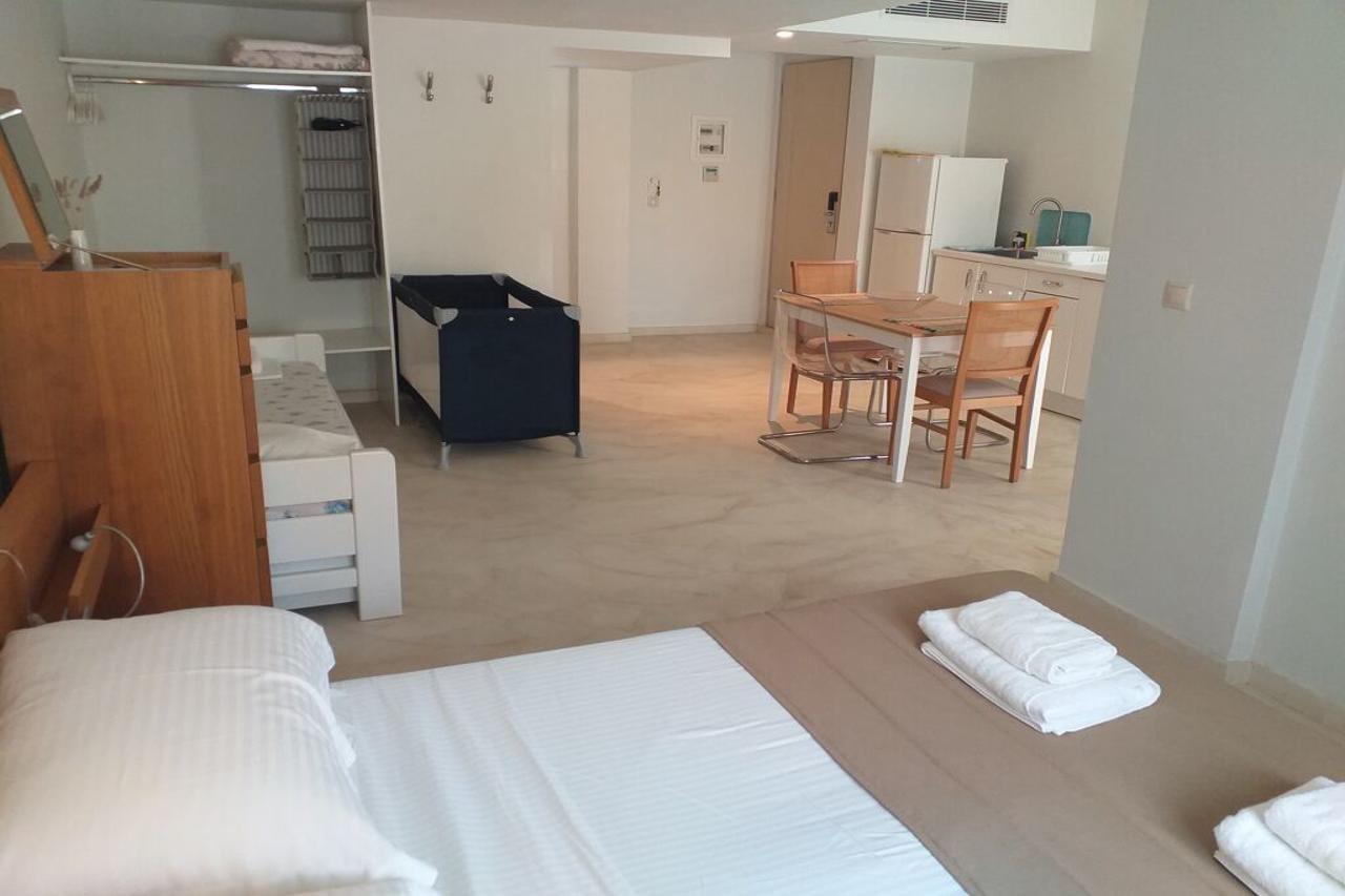 Aphrodite Samos Suites Marathókampos Exterior foto