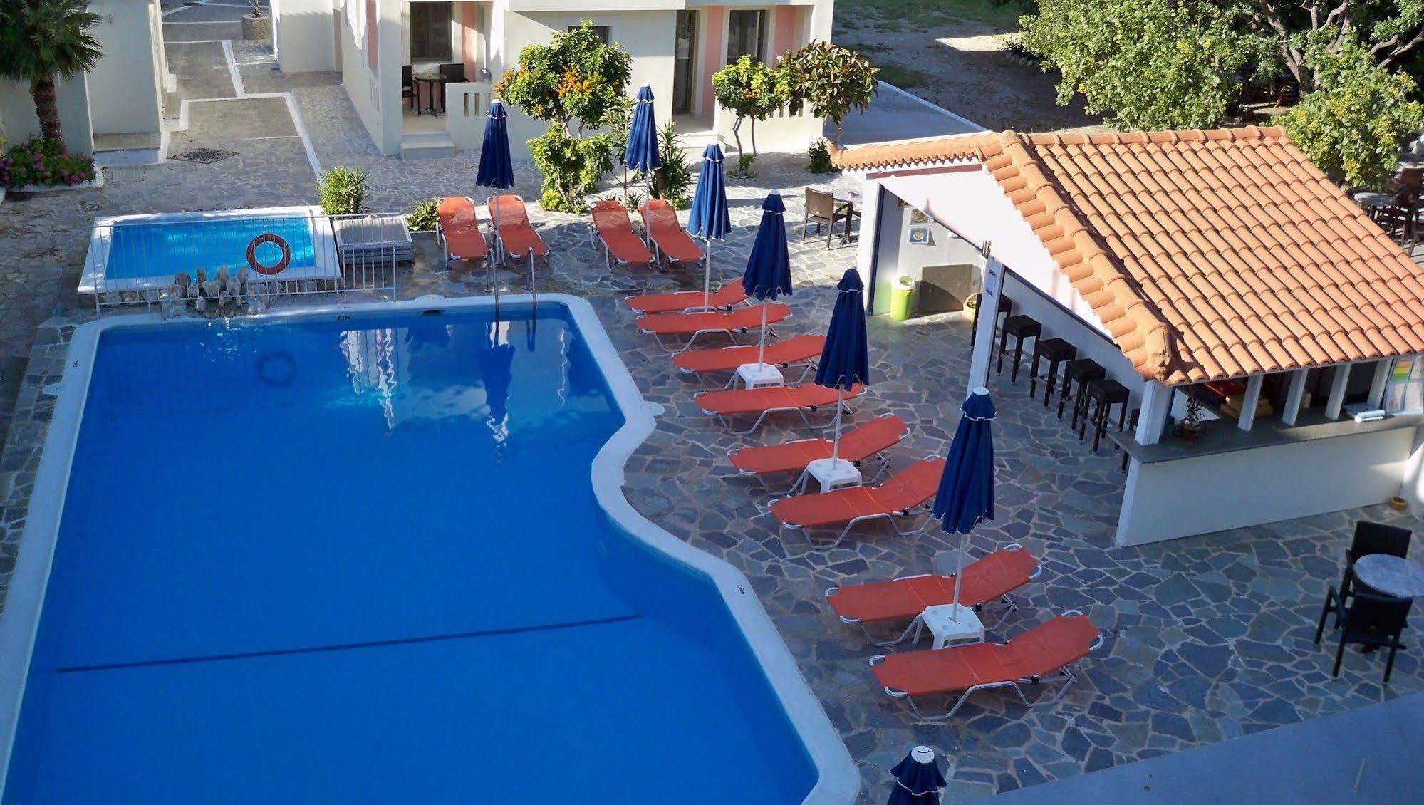 Aphrodite Samos Suites Marathókampos Exterior foto